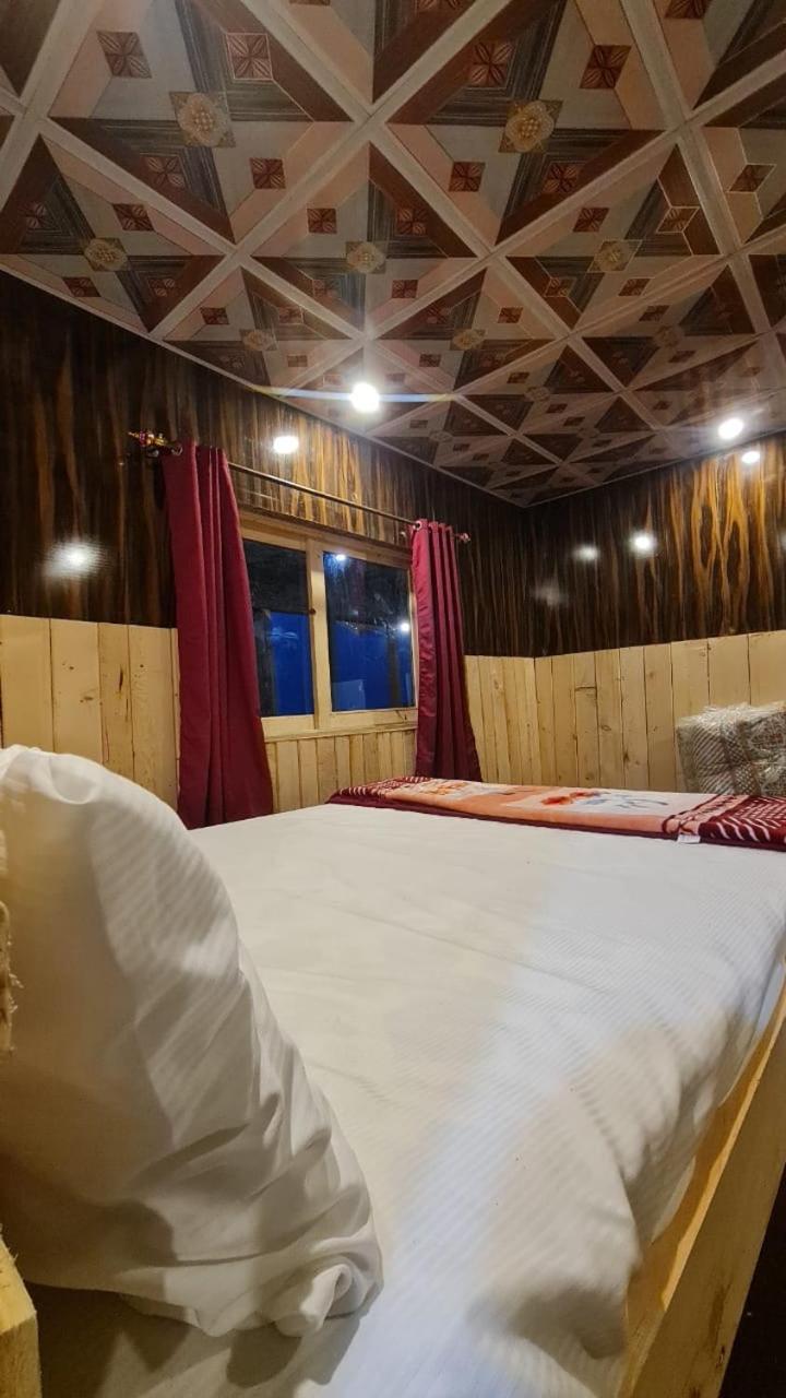 Pine Ridge Cottages Nathia Gali 外观 照片